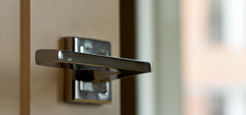 Door Lever Knob Repair in East Hemet, California