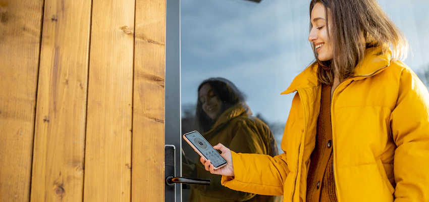 Fingerprint Smart Locks Installation Services in East Hemet, California