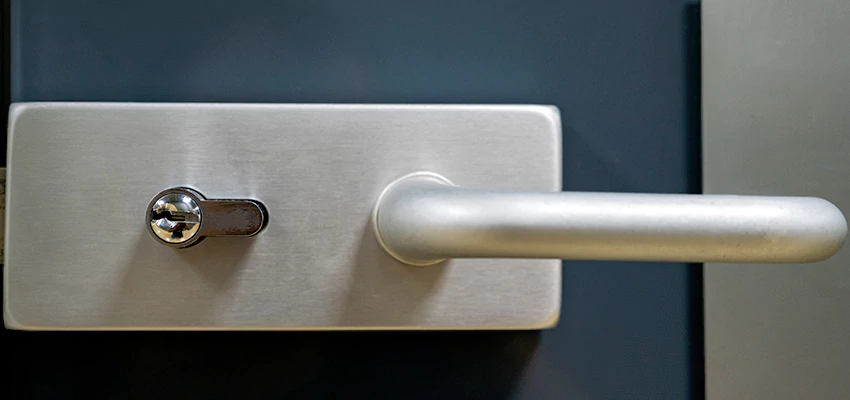 Change Patio Door Locks in East Hemet, California