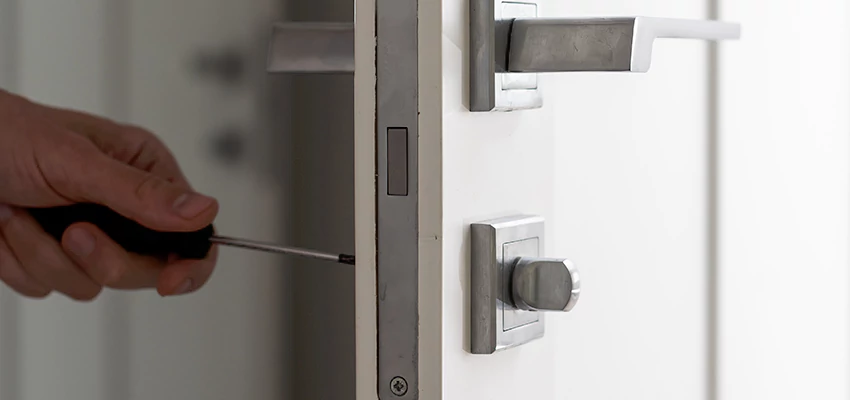 Key Programming Locksmith Open Now in East Hemet, California